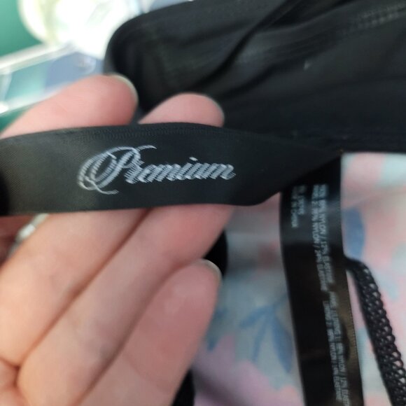 Lorna Jane Athletic Yoga Pants Size Medium Black & Bright Multicolor Floral - Picture 13 of 14